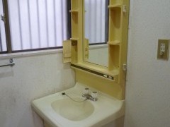 １面鏡の洗面化粧台は