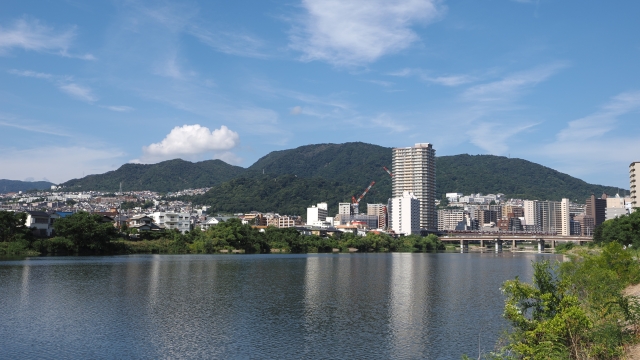 夢の宝塚ライフを中古住宅で！購入のポイントと注意点