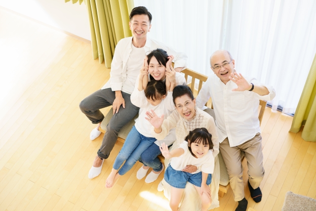 宝塚市で実家を相続したらどうなる？不動産の名義変更・税金・売却ガイド